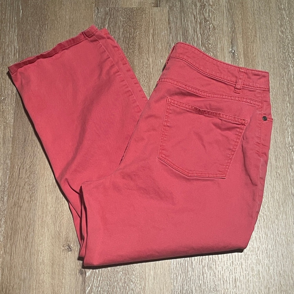 Talbots Women's Coral Pink Curvy Fit Capri Cropped Pants‎ Size 10 EUC